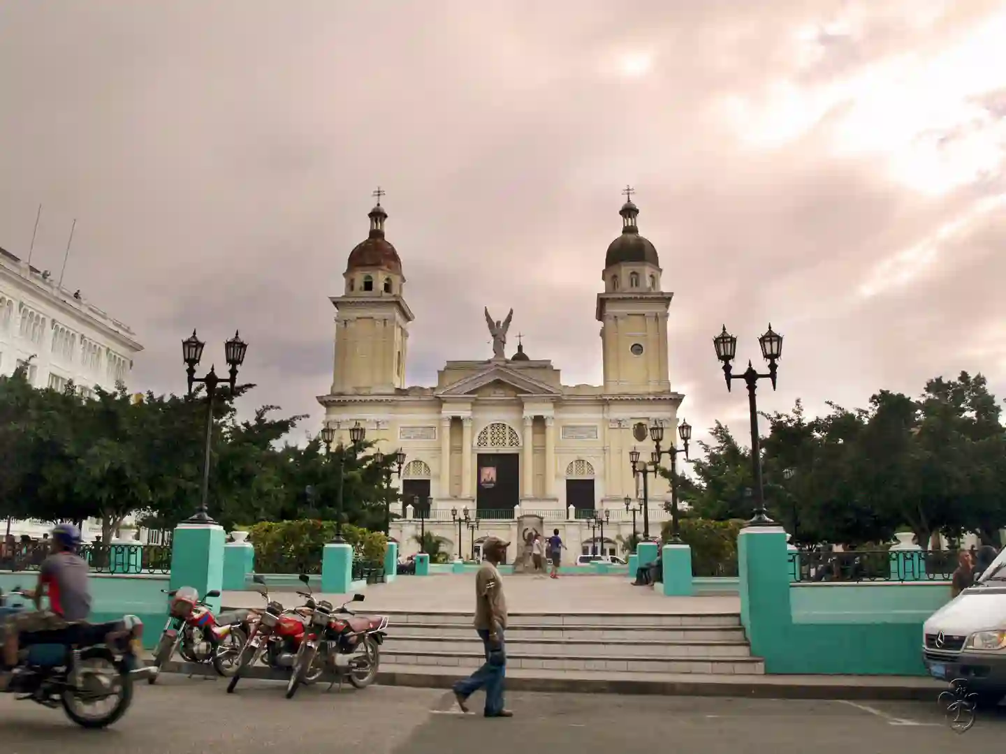 santiago plaza