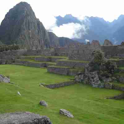 Grønt græs og ruiner, Machu Picchu