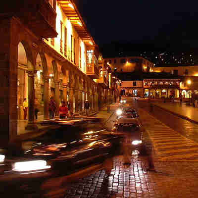 Plaza de Armas i Cuzco om aftenen