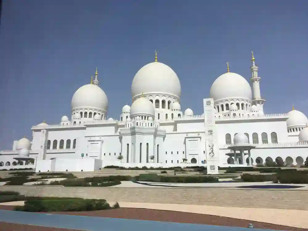 Sheik Zayed Grang Mosque fra bagsiden