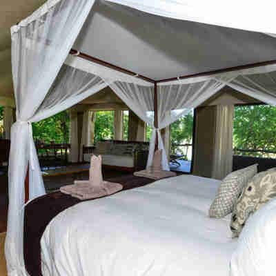 Indretning i et af de luksuriøse telte, Kanga Mana Pools