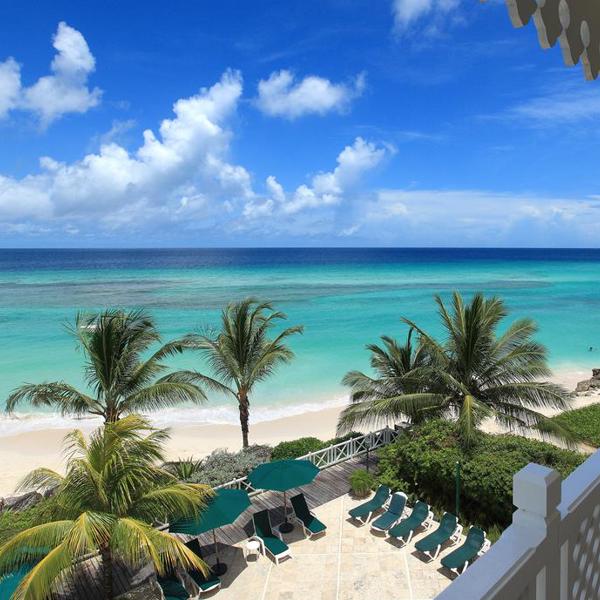 Udsigt over det caribiske hav fra hotellet