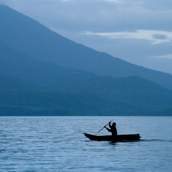 Lille båd på Atitlan søen
