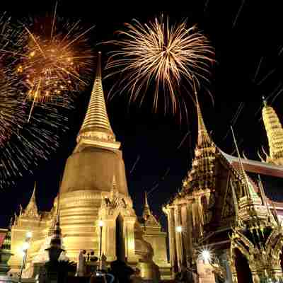 Father celebrate in Wat Phra Kaew, Bangkok - Thailand_90185866