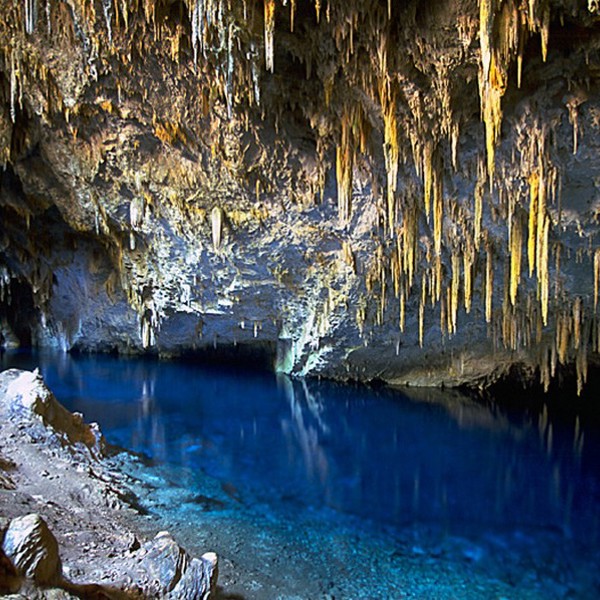Gruta Azul Bonito