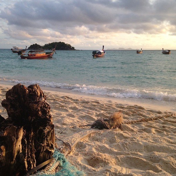 Fin udsigt fra stranden på Koh Lipe, Thailand