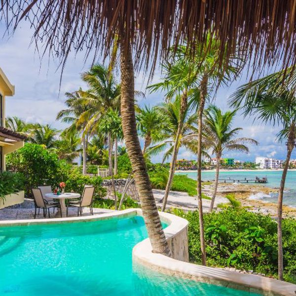 Poolområde i Mexico villa