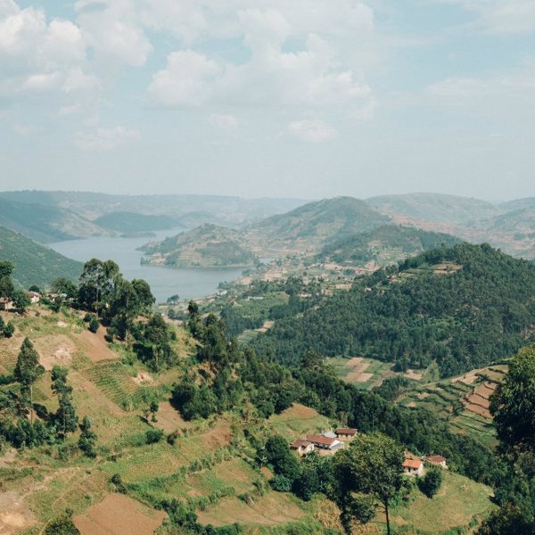 Lake Bunyonyni