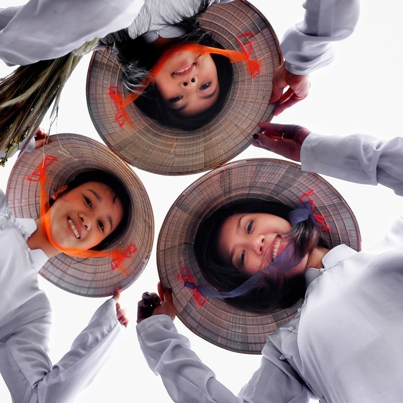 Flotte hatte og smilende ansigter, Vietnam