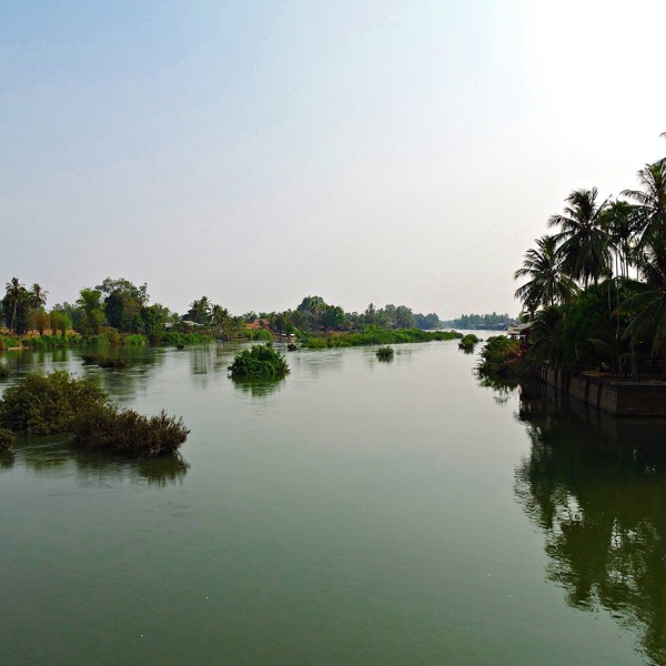 Stille vand ved de 4000 øer, Laos