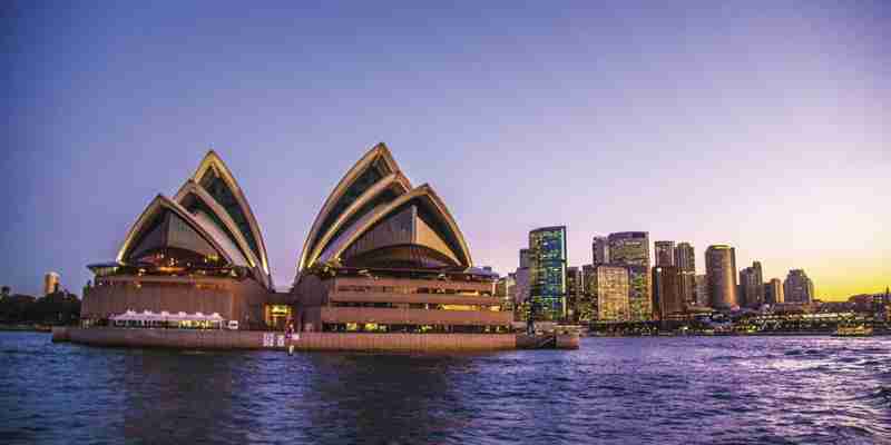 Sydney Opera House fra vandsiden, Sydney, Australien