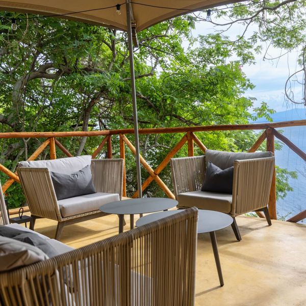 Blue Zebra Island Lodge