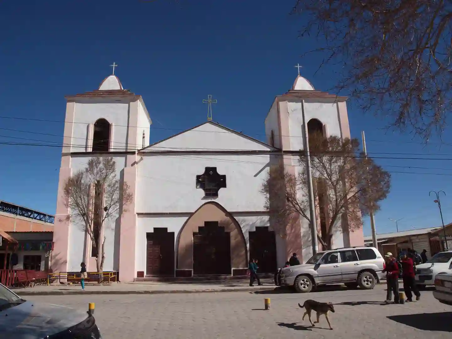 kirke uyuni