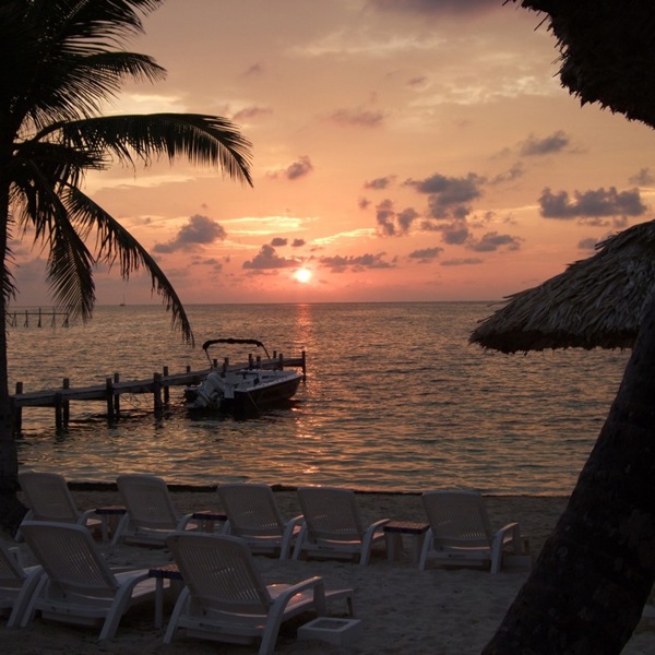 Smuk solnedgang i San Pedro, Belize