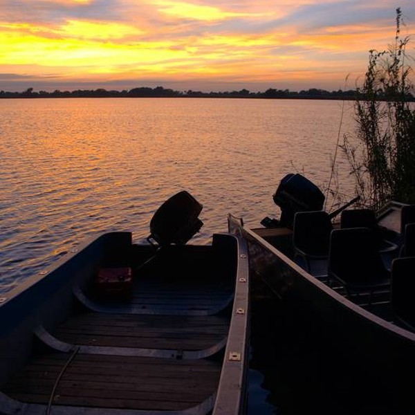 Smuk solnedgang i Zimbabwe, Afrika