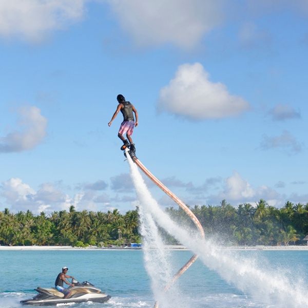 Mange vandaktiviteter på Sun Island Resort på Maldiverne
