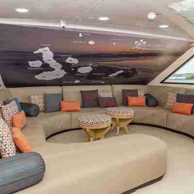 Mulighed for afslapning i loungeområdet på Bonita Yacht