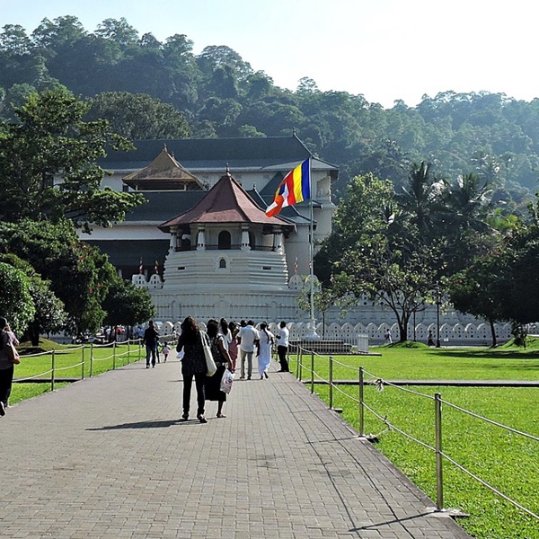 Indgang til det hellige tand-tempel, Kandy, Sri Lanka