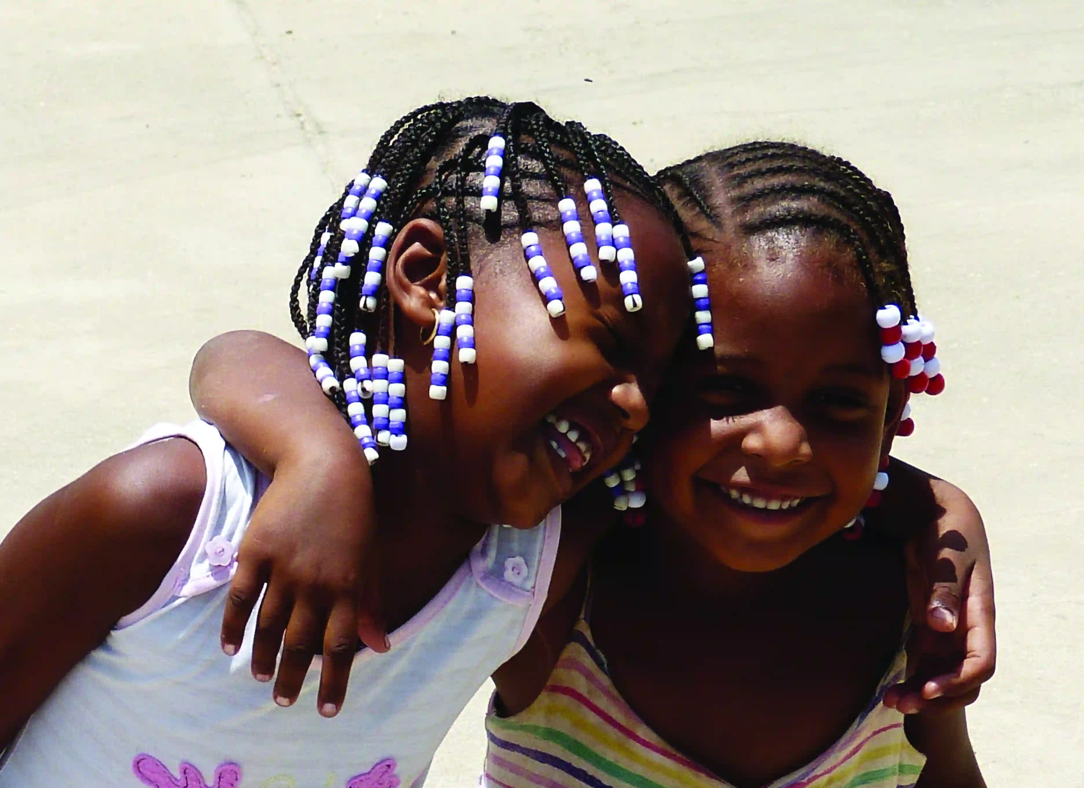 I:\AXUMIMAGES\Afrika\Cabo Verde\São Vicente\To piger