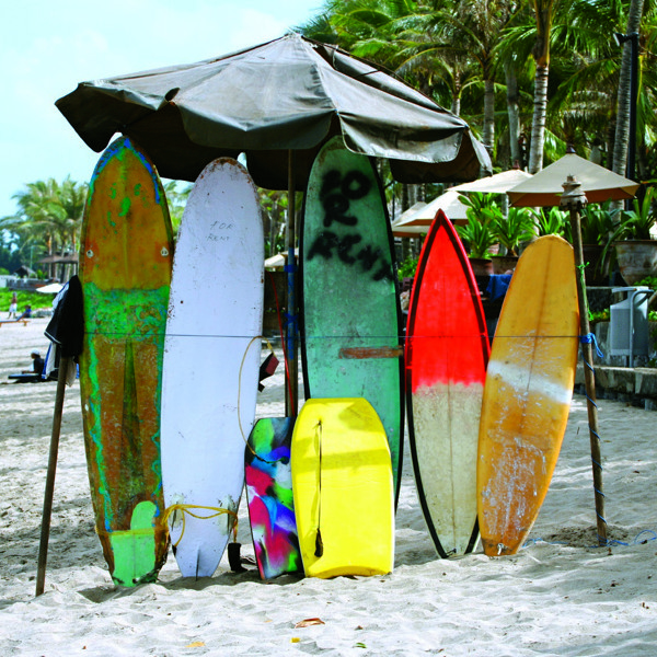 Surfboards på stranden, Bali, Indonesien