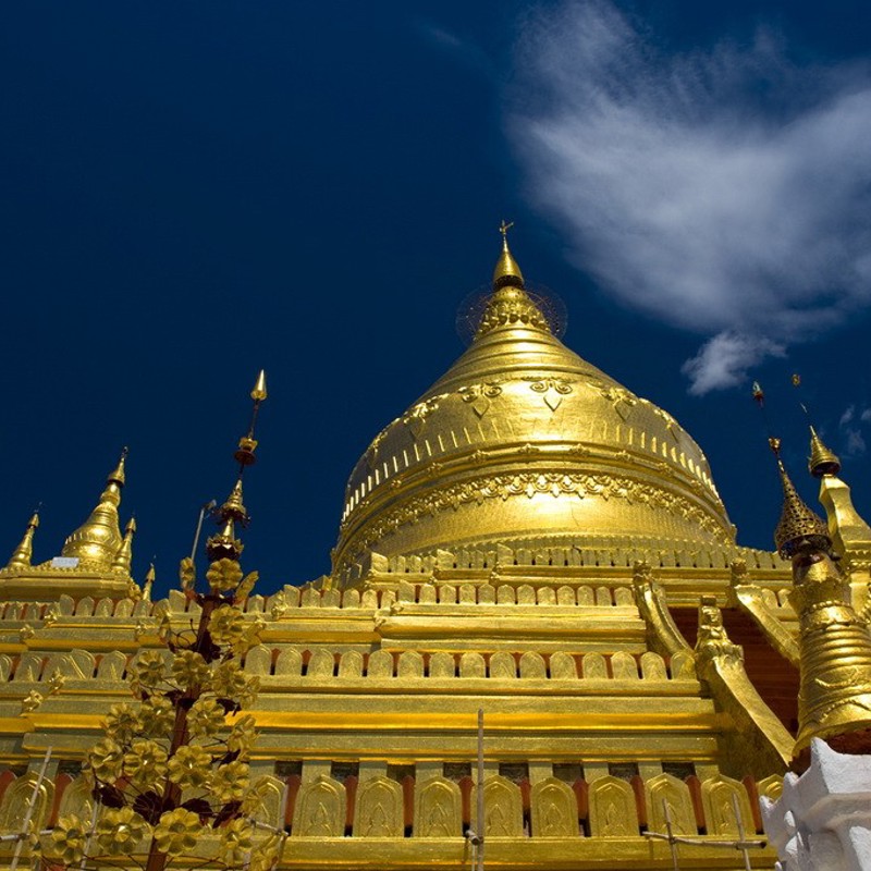 Den gyldne Shwezigon pagode, Bagan, Myanmar