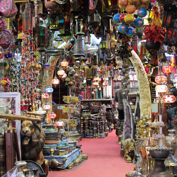 Souvenirbutik i Mutrah Souq i Muscat i Oman