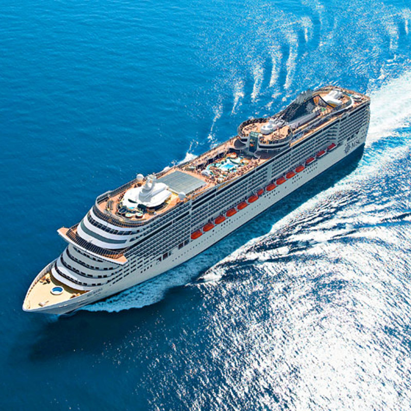 Krydstogtskib i Guadeloupe