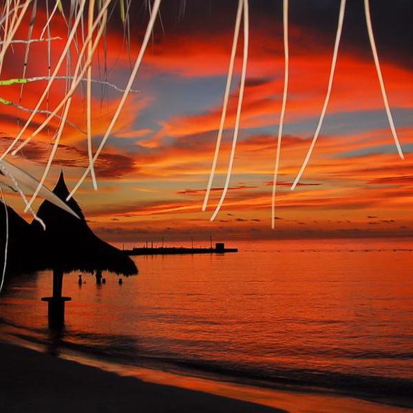 Smukke røde farver på himlen på Punta Faro