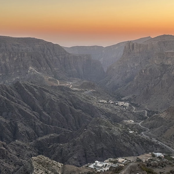 Solnedgangen over Jabal Akhdar i Oman