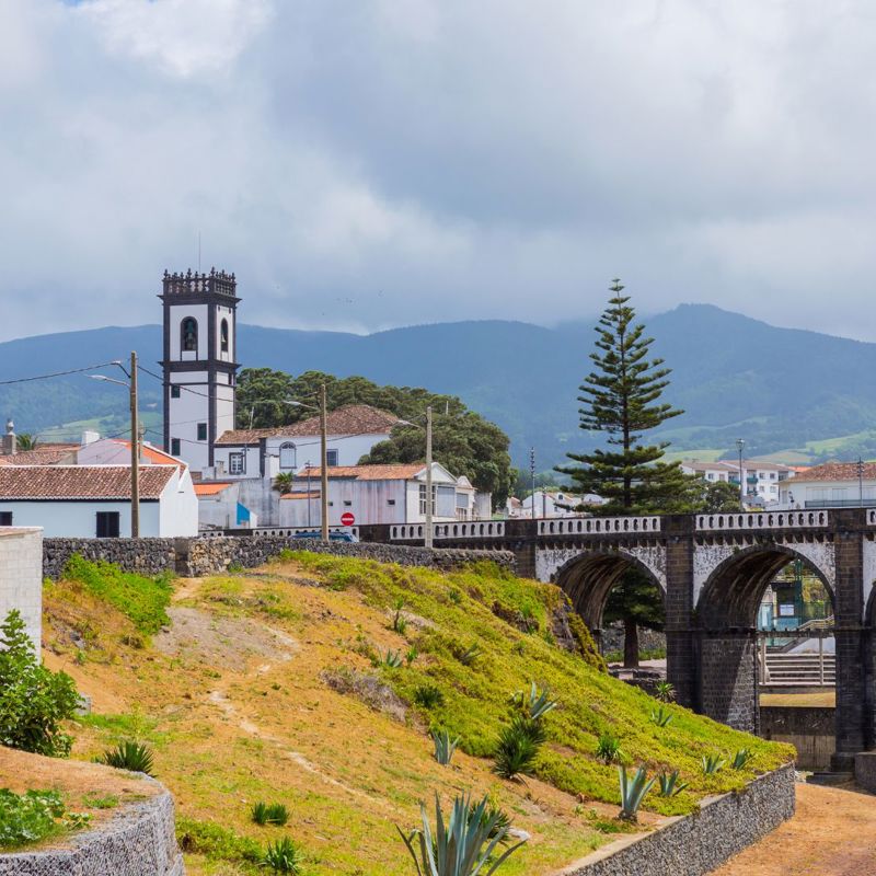 Ribeira Grandes by er et vidunderligt syn