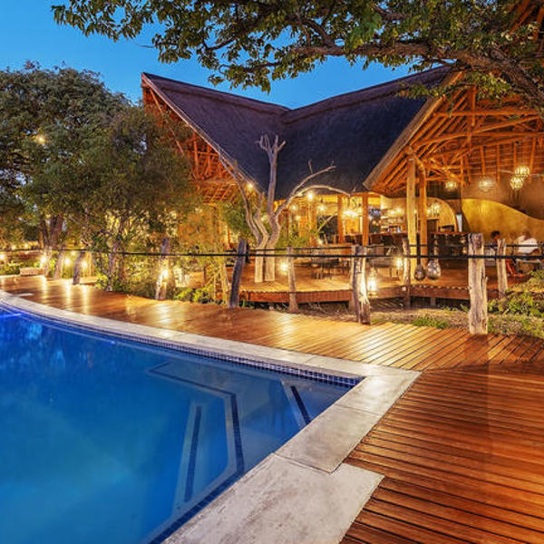 Etosha Oberland Lodge - Pool