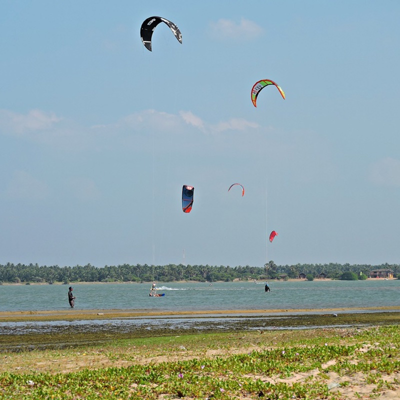 Kitesurfere, Kalpitiya, Sri Lanka