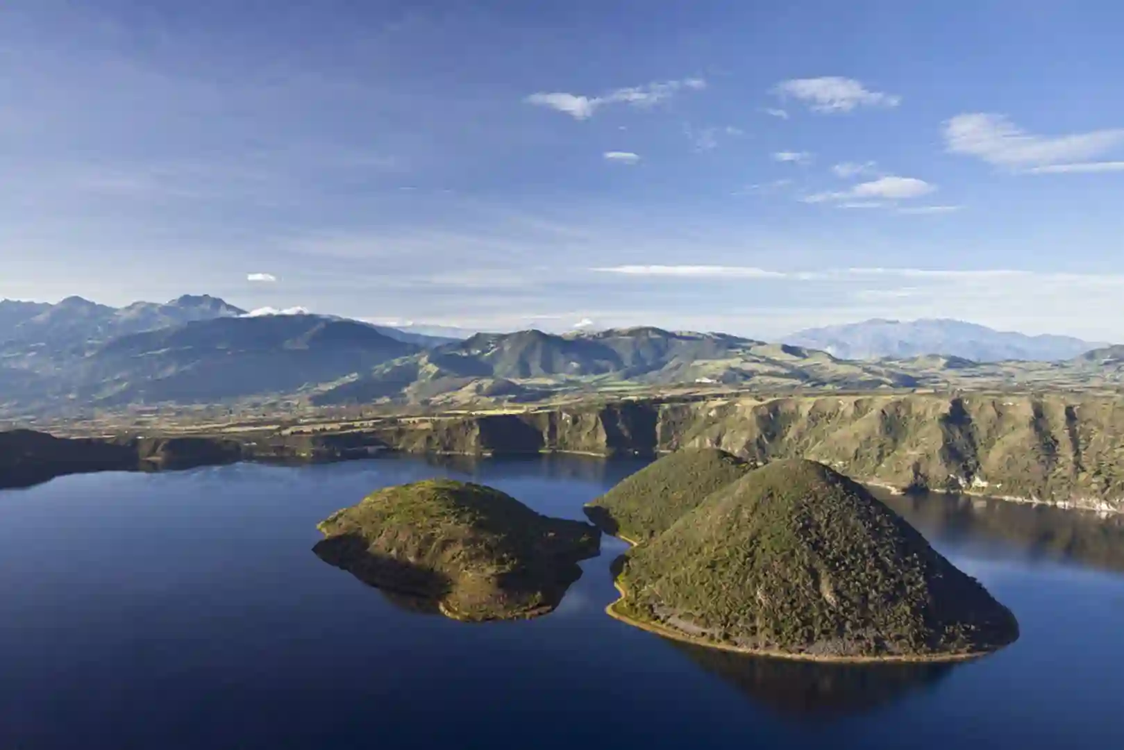 otavalo landskab cuicocka sø