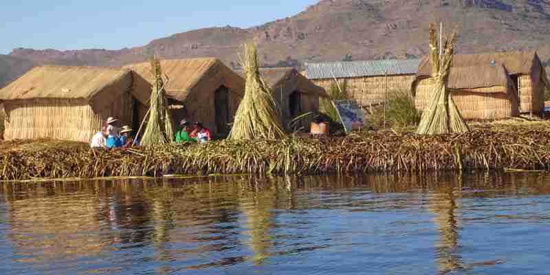 Flydende øer på Titicacasøen