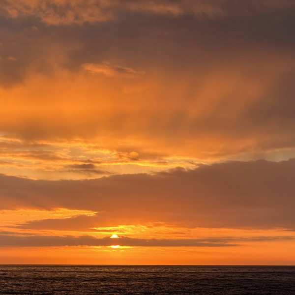Solnedgang Galapagos Cruise