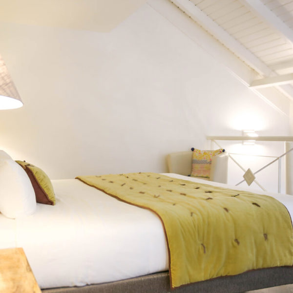 Juniorsuite soveværelse på Le Relais du Moulin i Guadeloupe