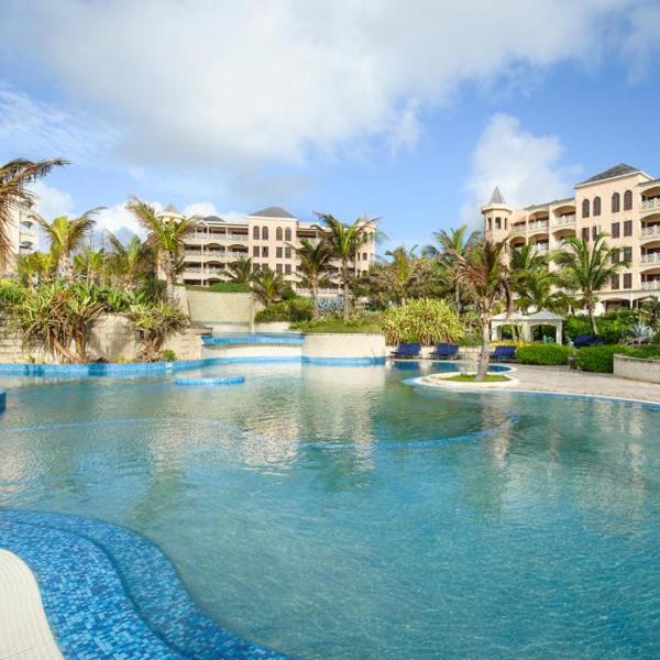 Der er mange lækre pools på The Crane på Barbados