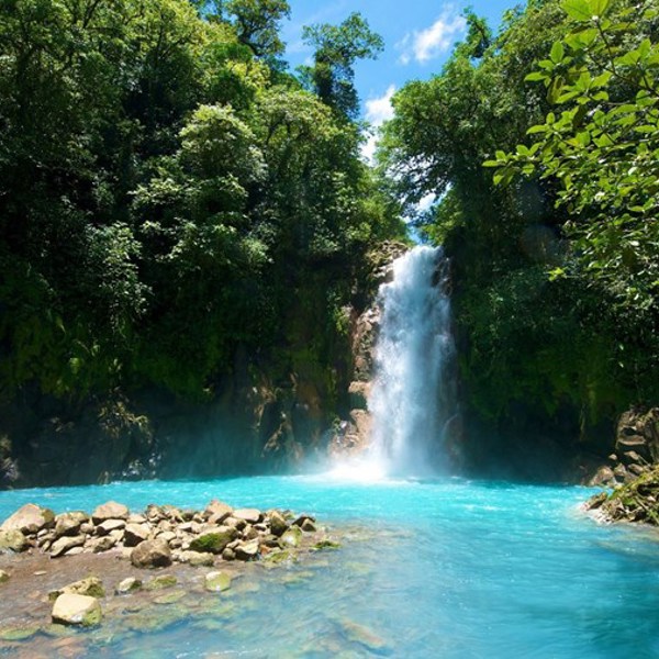 Oplev Rio Celeste på en Costa Rica rejse