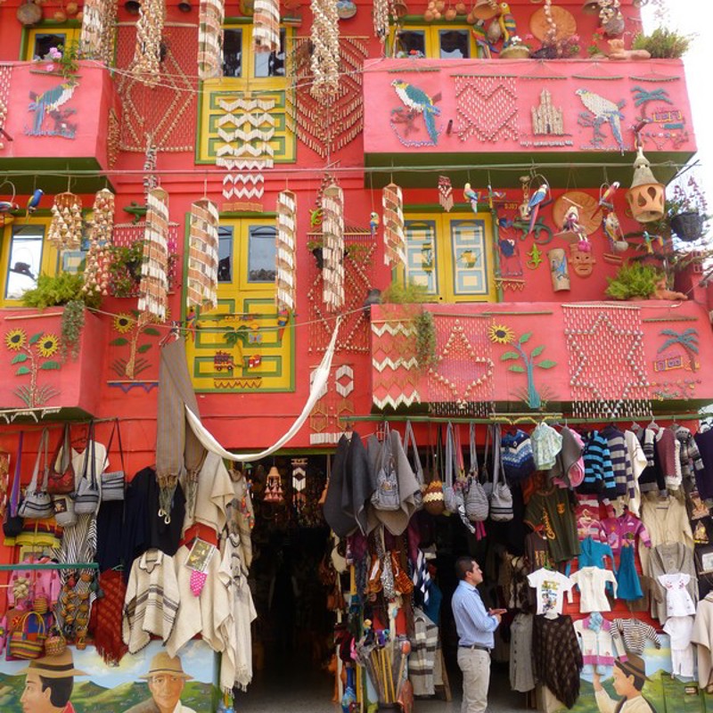 Sovenire boutik i Raquera