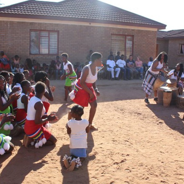 Dans og musik til homestay i Sydafrika