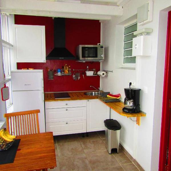 Køkken på Katalo Plage i Deshaies på Guadeloupe