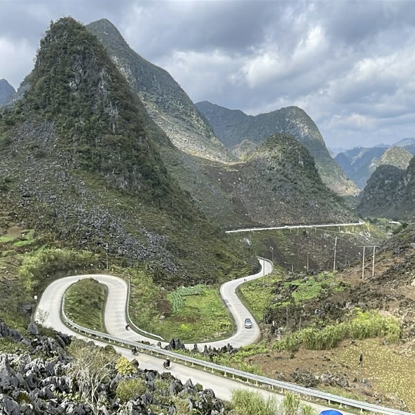 Grønne bjerge i Ninh Binh